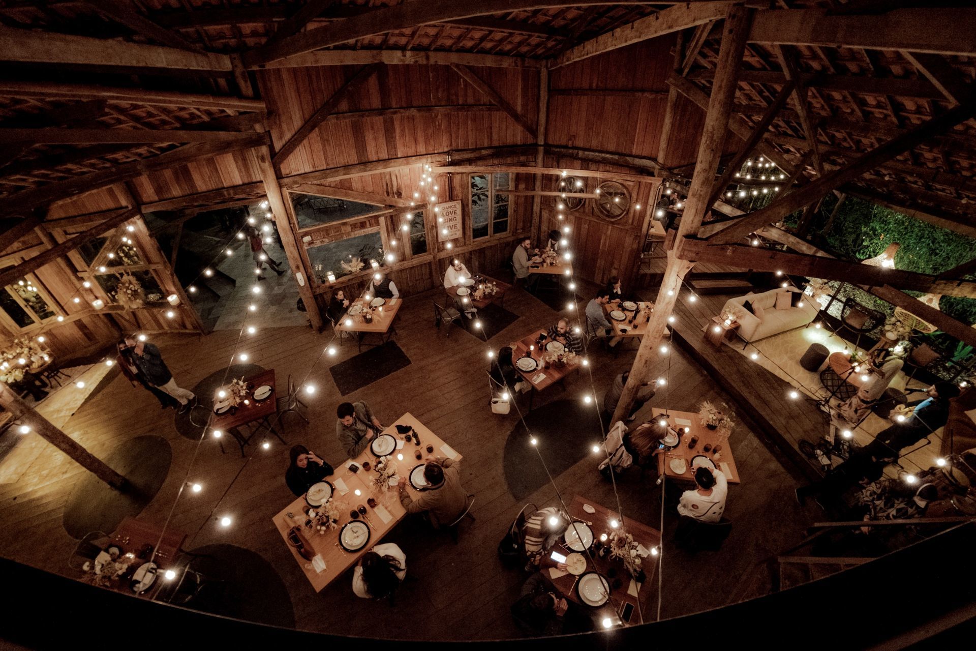 Foto Jantar Dia dos Namorados- Villa Mandacaru - Itu-SP - Decoração Boho Industrial Foto Jantar Dia dos Namorados- Villa Mandacaru - Itu-SP - Decoração Boho Industrial - Imagem 83